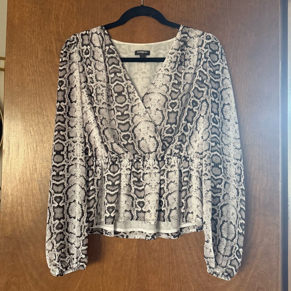 Express going out leopard top babydoll